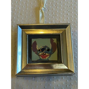 Disney Stitch Pin Walt Disney Parks & Resorts WDW Mini Frame Pin